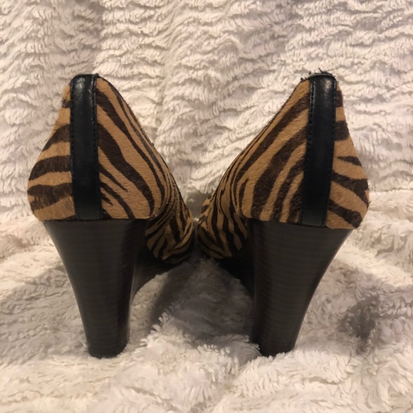 BCBG Generation Animal Print Wedges - Picture 3 of 4